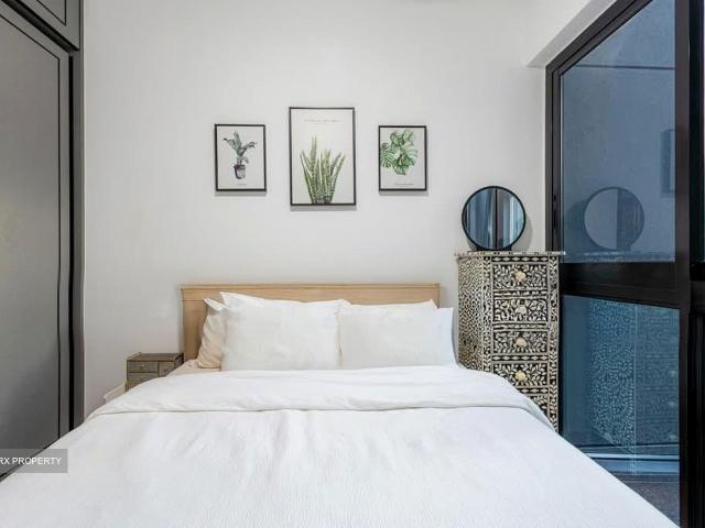 Mayfair Modern D21, Condominium