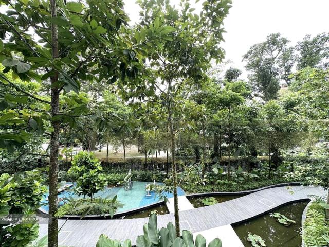 Mayfair Modern D21, Condominium