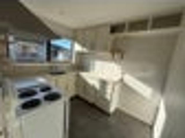 Mayfair, 2 bedrooms, $500 pw