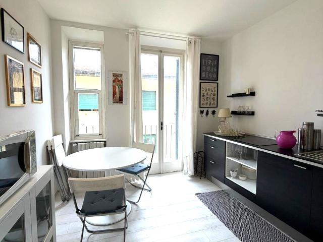 Mazzini bilocale con balcone S25