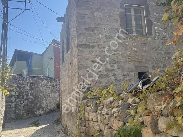 Mazaka Cıty'den Satılık Talas Endürlük Mah.bağ Evi