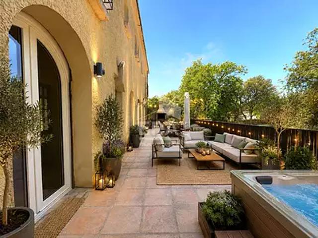 Mazan 84380 Achat / Vente maison 8 pièces t8 terrasse cave