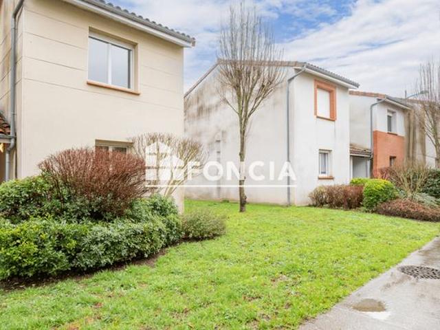 Mazeres villa t4 avec jardin garages et parkings