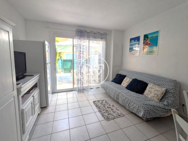 Mazet 42 m2 300 m à pied de la plage Miramar 7 couchages