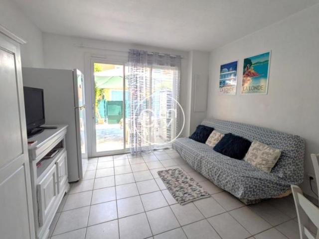 Mazet 42 m2 300 m à pied de la plage Miramar 7 couchages