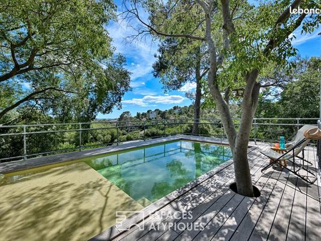 Mazet 5 pièces 161 m²