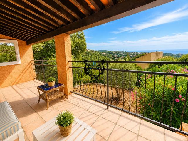 Mazet 3 pièce s 43.59 m2 Vue Mer 44m² Les Issambres