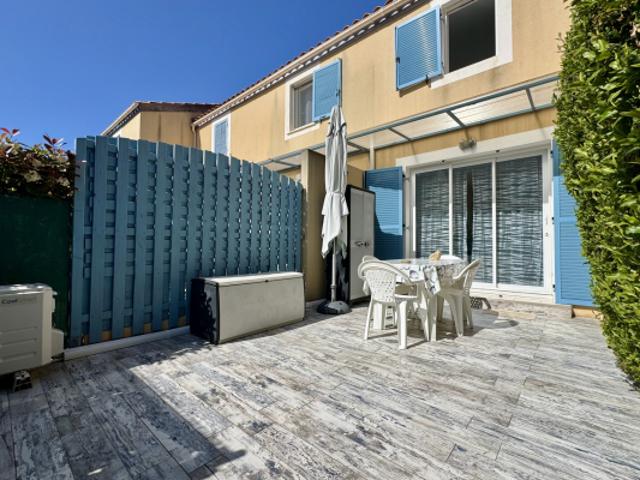 MAZET DE TYPE T4 SITUÉ À LA BAIE DES ILES À LA LONDE LES MAU