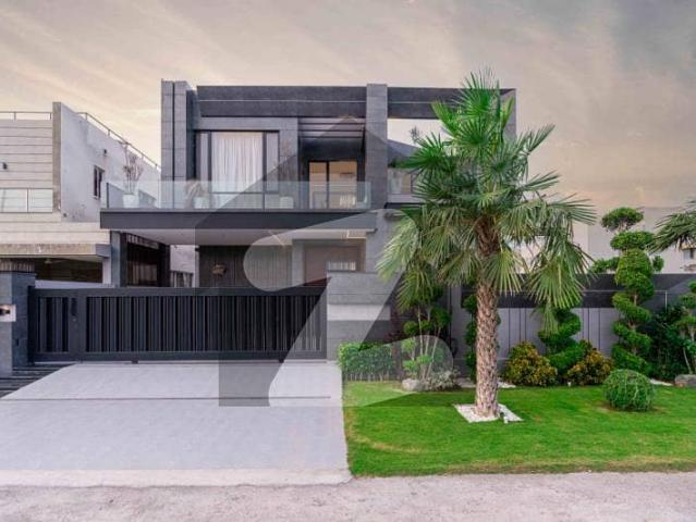 Mazhar Munir Design 1 Kanal Ultra Modern Luxury House