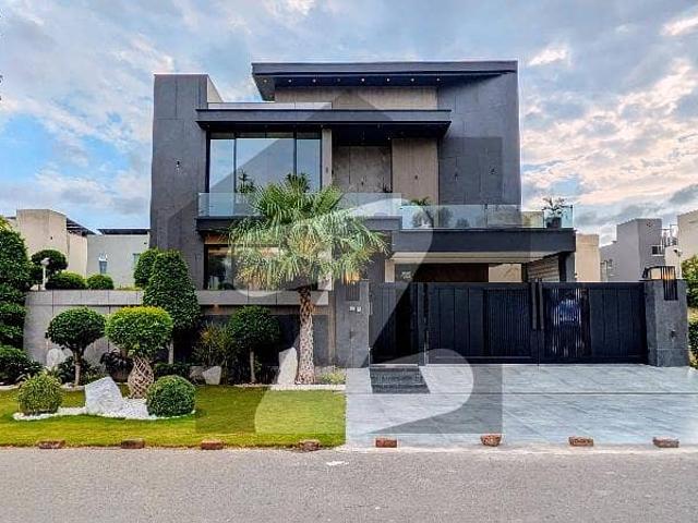 Mazhar Munir Presents One Kanal Modern Levish Mansion Near Park And Mosque House For Sale