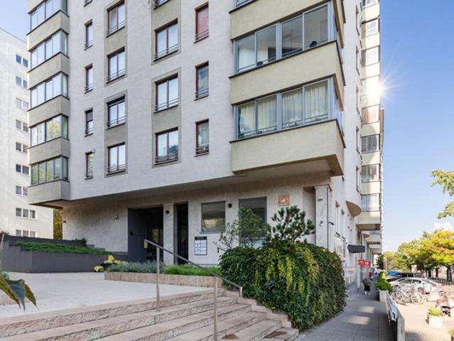 Mazowieckie, Warszawa, Wola, Aleja Jana Pawła II