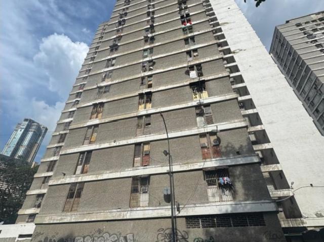 MG Venta de apartamento en San Agustín 3H/1B/1P