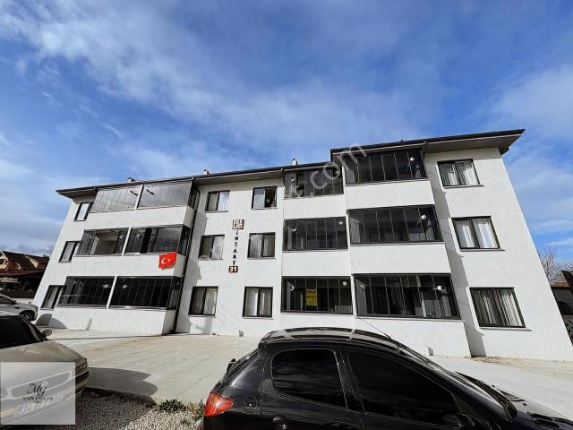 Mg Emlaktan Eşyalı 2+0 Daire Yeni Mahalle Jandarma Karşısı