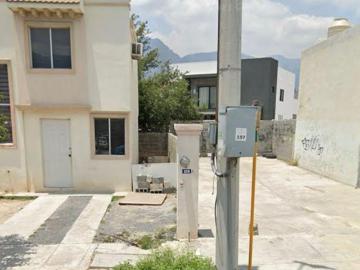 MGM Casa en Venta Remate Bancario Santa catarina