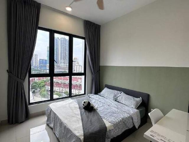 Me looking for room… then suddenly jumpa this