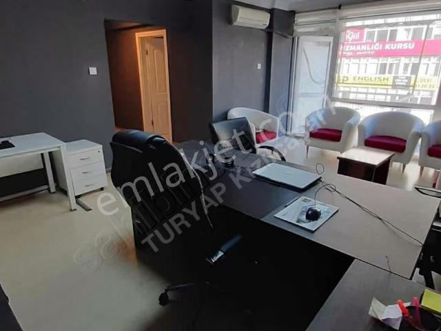 Meşrûtiyet Caddesine Cephe 2+1 Ofise De Uygun Daire