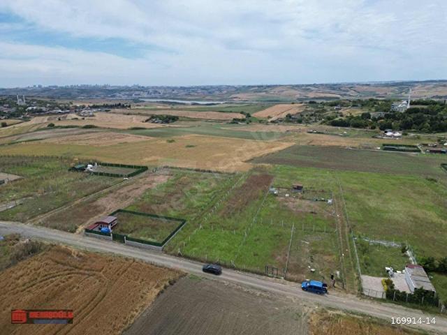 MEMİŞOĞLU'ndan 2500 m2 Çevrili Harika Konumda Kupon Arsa