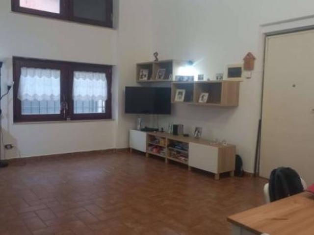 Mentana Via Arno