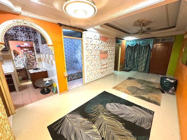 Mentari Court Apartment Unit end lot rumah depan lift ruang luas
