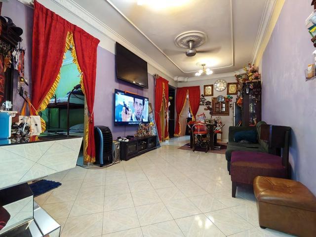 Mentari Court Apartment Petaling Jaya