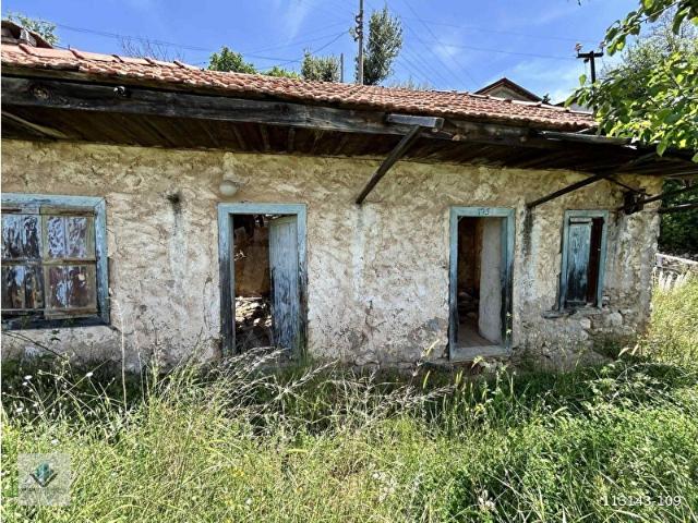 MENTEŞE DAĞPINAR SATILIK 724m2 ARSA DENİZ MANZARALI KÖY EVİ