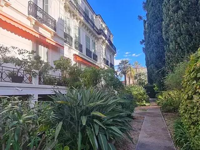 Menton 06500 Achat / Vente appartement 2 pièces t2