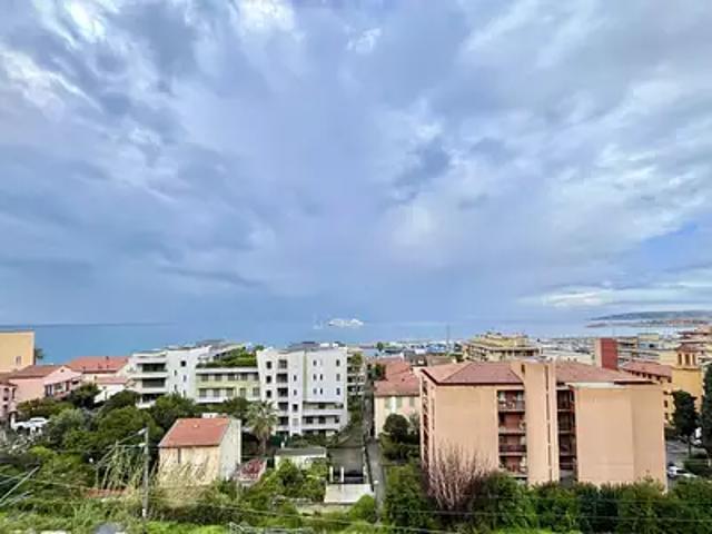 Menton 06500 Achat / Vente appartement 2 pièces t2