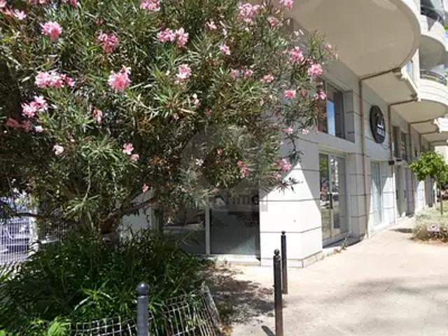 Menton 06500 Achat / Vente divers 11 pièces
