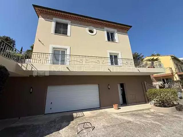 Menton 06500 Achat / Vente maison 4 pièces t4 piscine