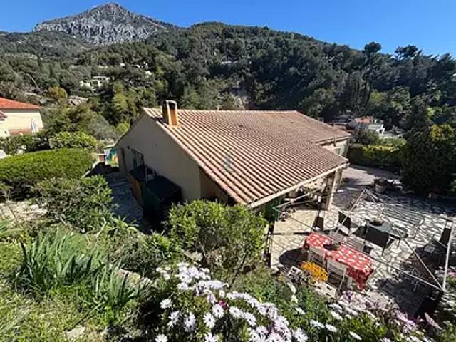 Menton 06500 Achat / Vente maison 5 pièces t5