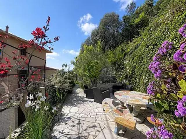 Menton 06500 Achat / Vente maison 8 pièces t8