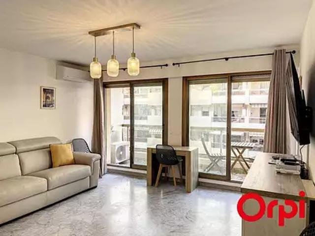 Menton 06500 Location appartement 1 pièce t1 terrasse