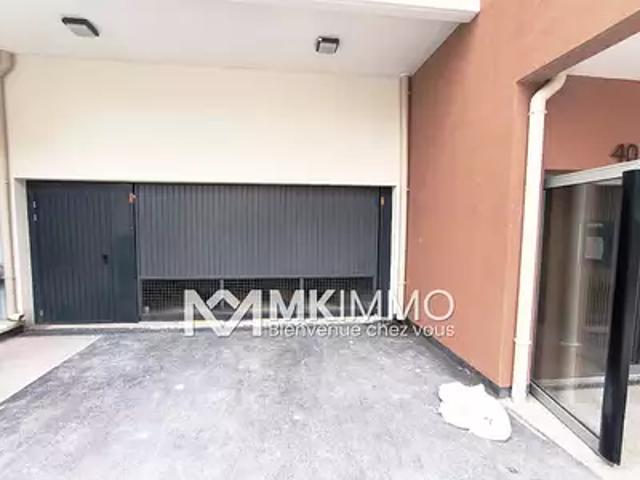 Menton 06500 Location parking