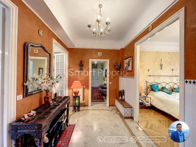MENTON CARRÉE D'OR LUXUEUX T5/6 TRAVERSANT DANS IMMEUBLE BELLE ÉPOQUE AGRANDISSEMENT POSSIBLE DUPLEX