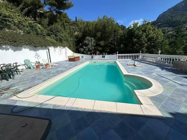Menton Castellar: Magnifique Villa Vue Mer Piscine Jacuzzi 164m² Castellar