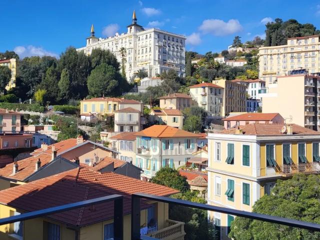 Menton centre Immeuble neuf Appartement deux pièces avec. 47m² Menton