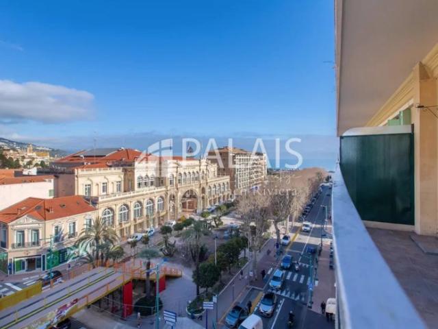 MENTON / CENTRE VILLE VERDUN / Appartement 3P 104m2 AVANT DERNIER ETAGE /TERRASSE CIRCULAIRE ET BALCON vue panoramique / MENTON