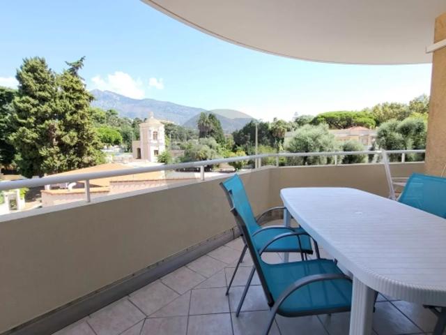 Menton Appartement 3 Pièces terrasse et garage