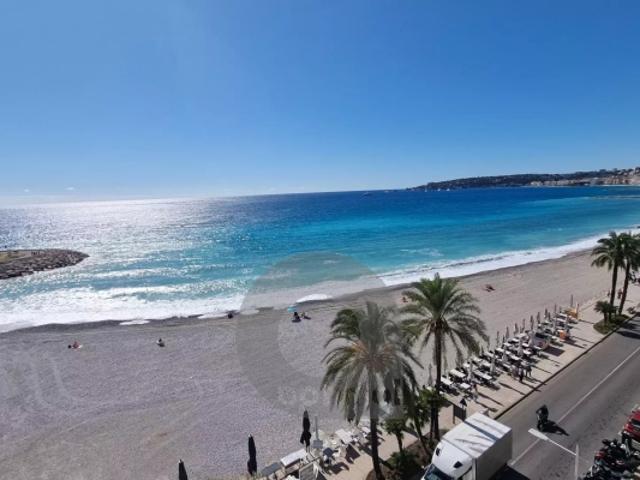 Menton – Bord et face mer, appartement vue mer exceptionnelle