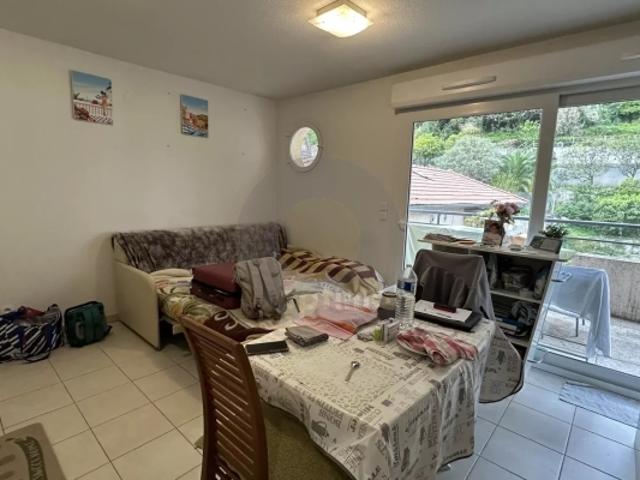 MENTON BORRIGO: AGREABLE STUDIO AVEC BALCON