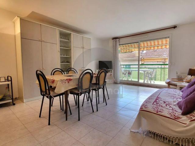 Menton Bas Borrigo grand 2 Pièces avec terrasse, garage et. 52m² Menton