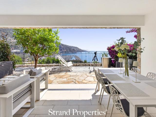 MENTON GARAVAN 2/3 pièces, grande terrasse, vue mer panora. 50m² Menton