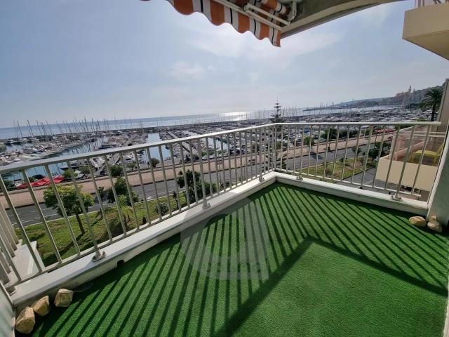 MENTON GARAVAN appartement terrasse front de mer 85m² Menton