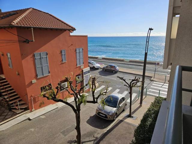 MENTON GARAVAN – HAMBURY PALACE – DEUX PIÈCES AVEC PARKING ET CAVE