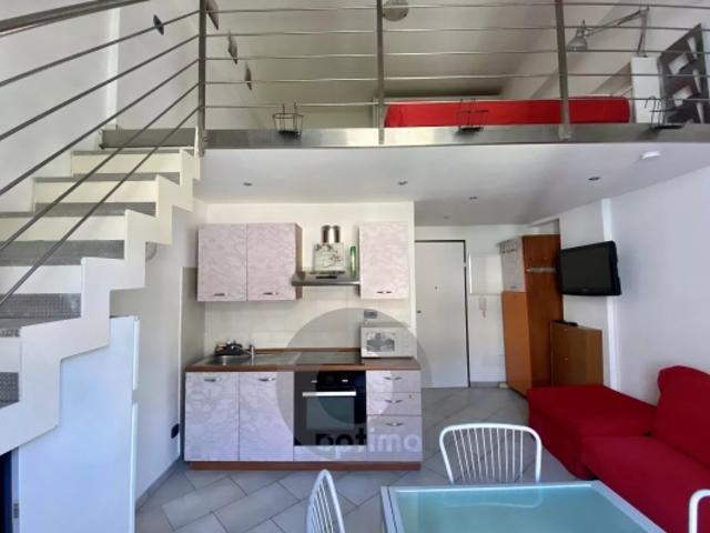 Menton Garavan Résidence Bourgeoise Front de Mer 2 pièces avec mezzanine