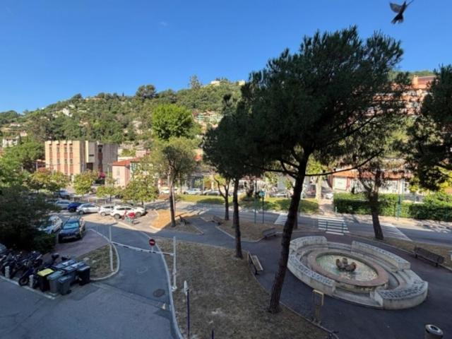 Menton studio de 34M² avec alcôve et balcon