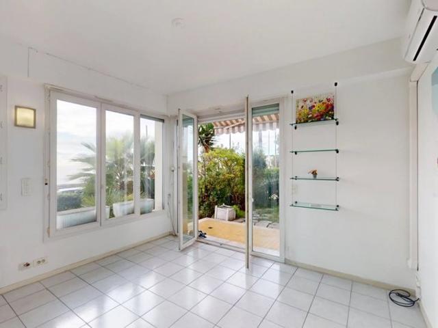 Menton Promenade DUPLEX AVEC JARDIN VUE MER ET GARAGE