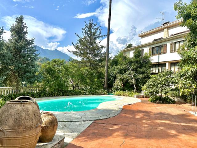 MENTON PROPRIÉTÉ EXCEPTIONNEL DE 15.000M2