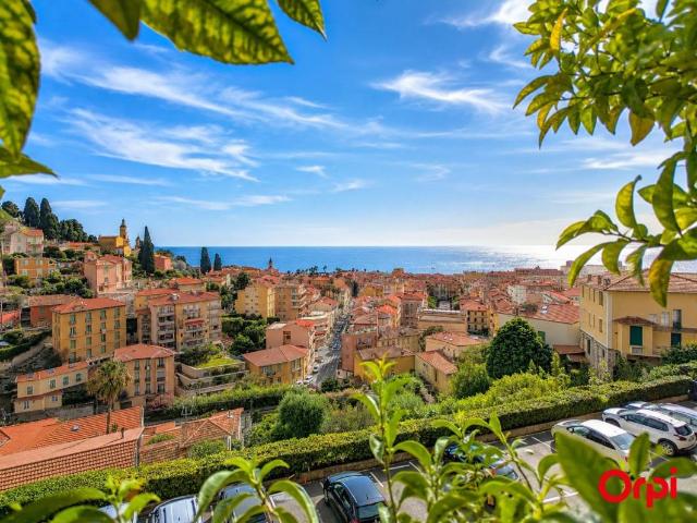 MENTON, QUARTIER LES CIAPPES: 3 PIECES DE 63,35 M2, Vue mer, calme et proximité du centre ville