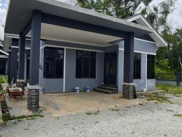 MentuanKedai Lalat Banglo Moden Dekat Kemudahan Segala Kemudahan